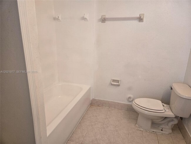 Photo - 2755 SE 16th Ave Unit 103