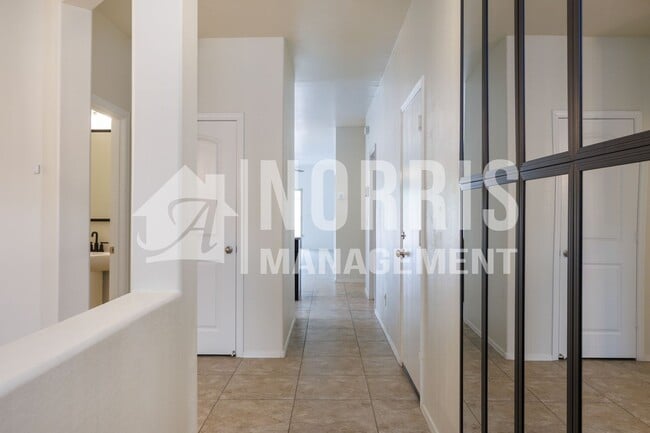Photo - Beautiful Home in Mission Royale