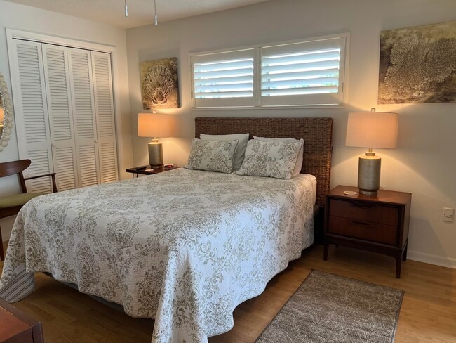 Photo - 180 Duval St