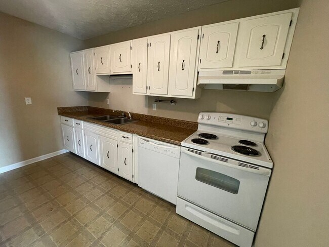 Photo - Old Forest Rd Area Townhouse