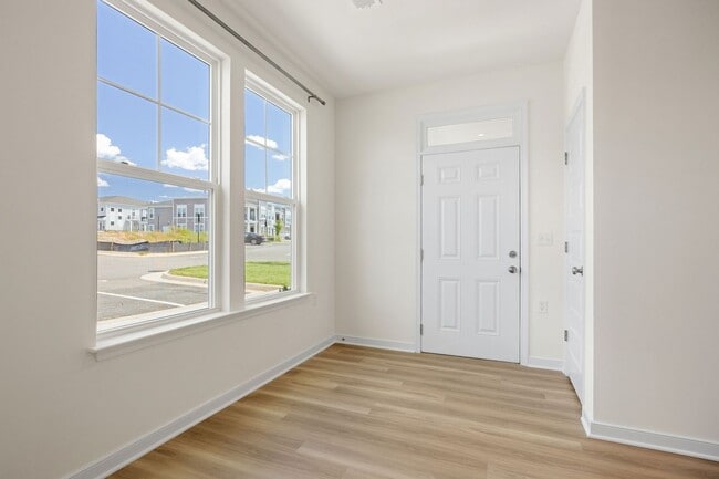 Photo - Brand New 2 Bedroom Condo Located in Midlo...