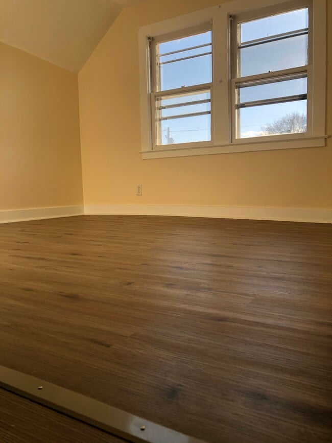 Photo - 68 Perry Ave