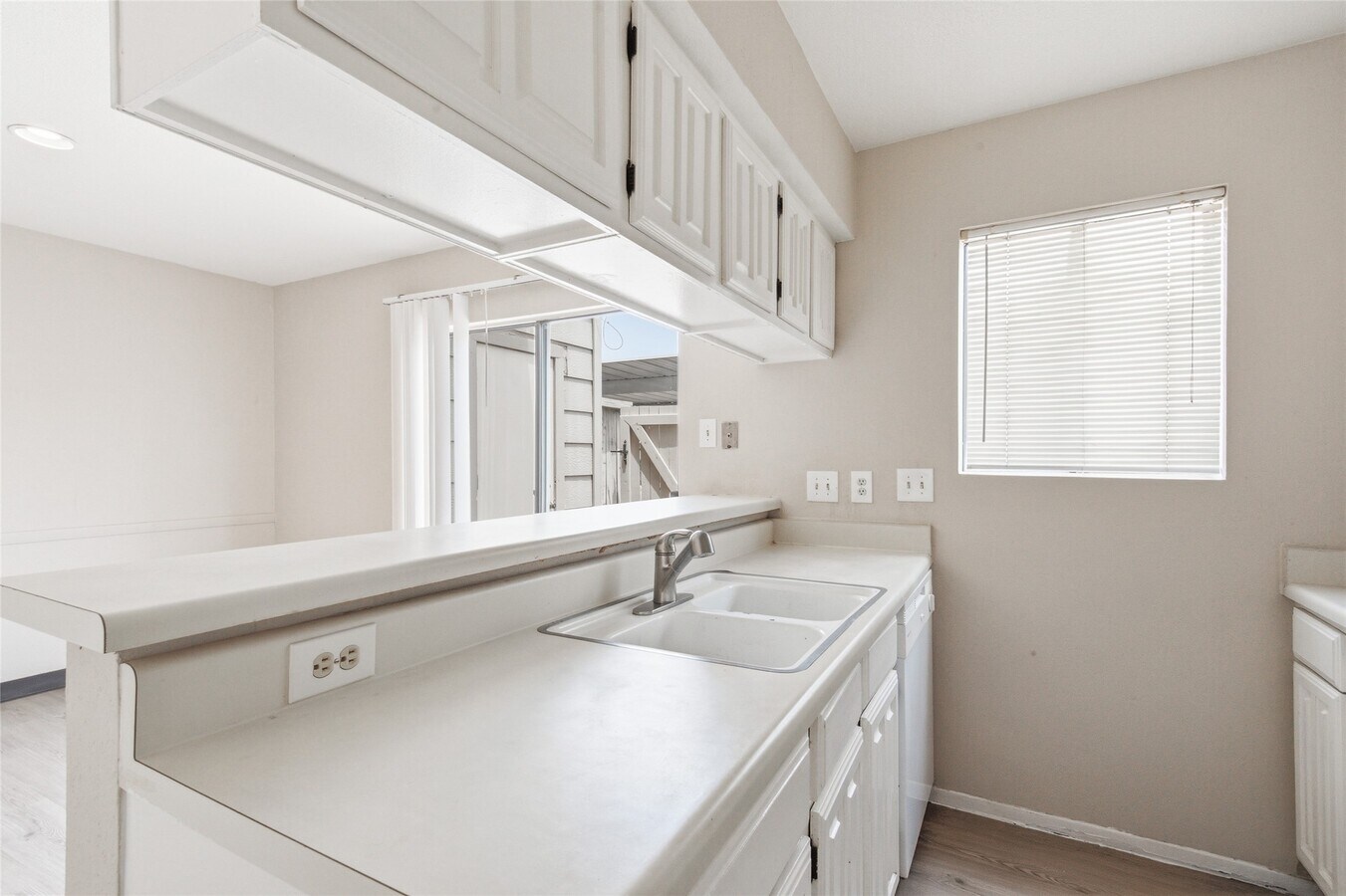Photo - 2120 Wilcrest Dr