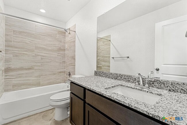1226 Lehmann Dr