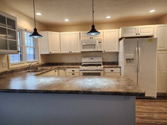 Photo - 277 Red Tail Rdg