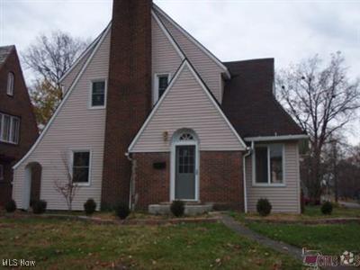 Building Photo - 48 Fairlawn Ave Rental