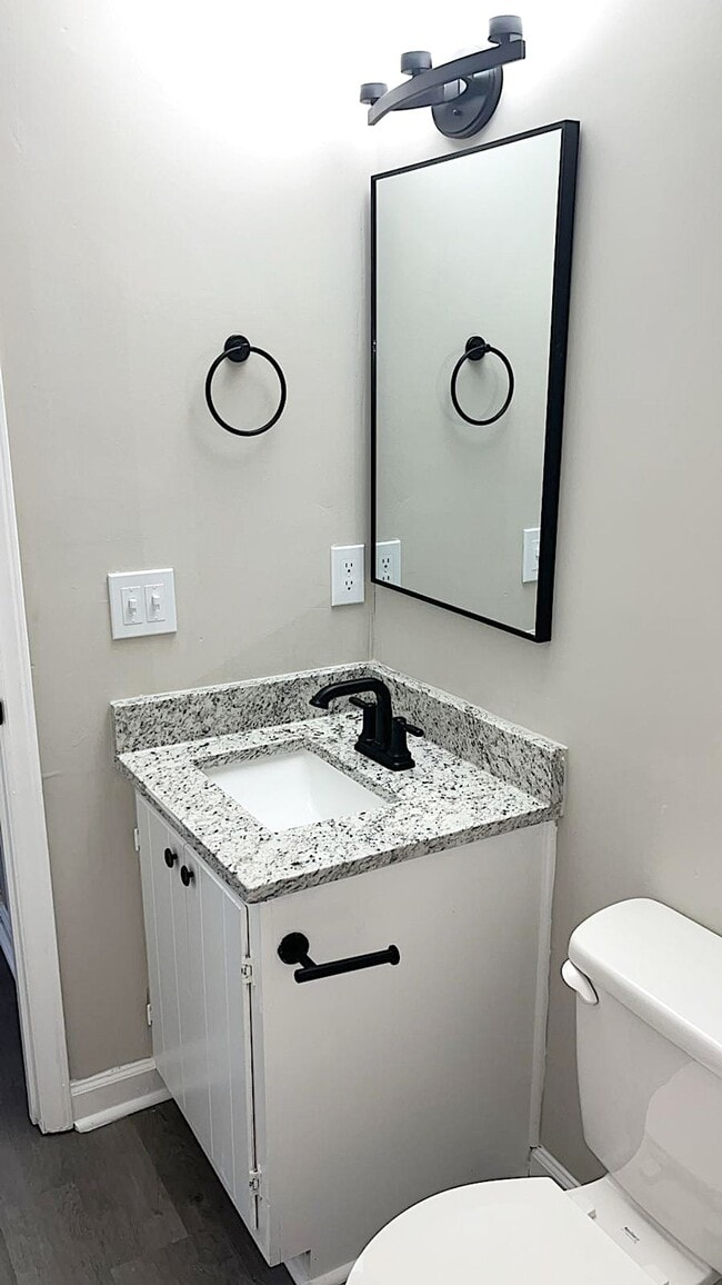Photo - Holiday Special - Dont miss out Call and g... Unit 3214 #5