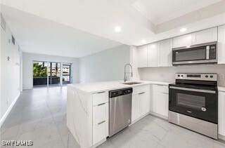 Photo - 1018 Manatee Rd Unidad E107