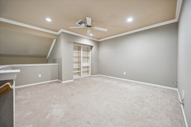 Photo - 4443 Castle Ct Pl