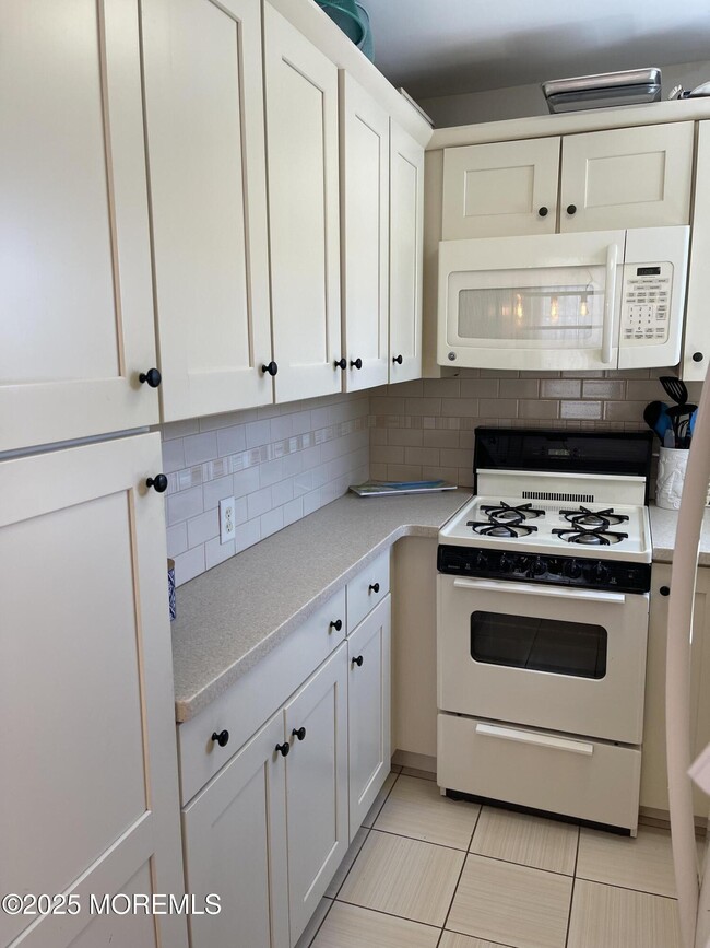 Photo - 102 Brown Ave