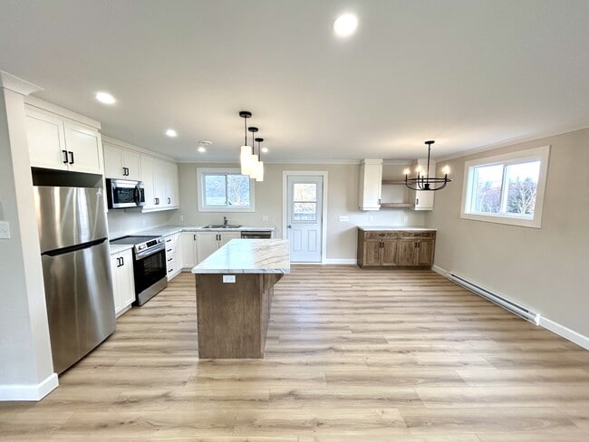 Photo - 35 Jackman Dr