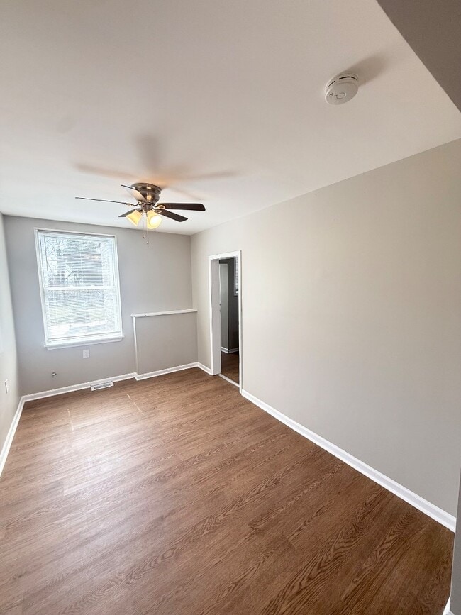 Photo - 3427 Ravenwood Ave