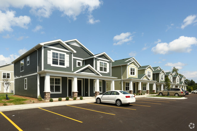 Building Photo - Quarters East Lansing Cottages Rental