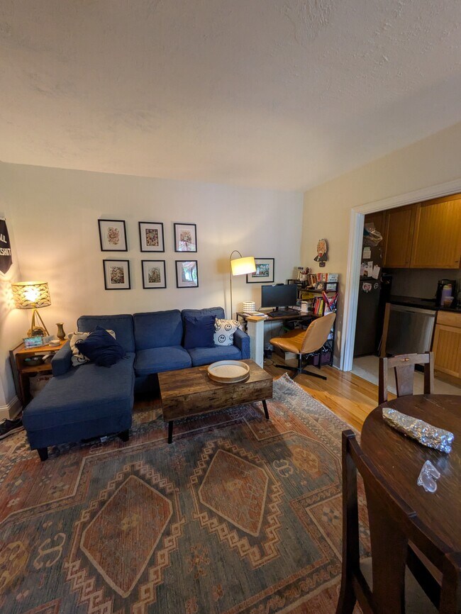Photo - 65 Strathmore Rd Condo Unit 5