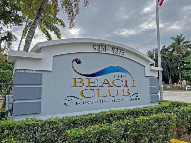 Building Photo - 9351 Fontainebleau Blvd Unit B403