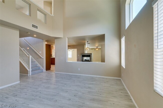 Photo - 936 Midpride St