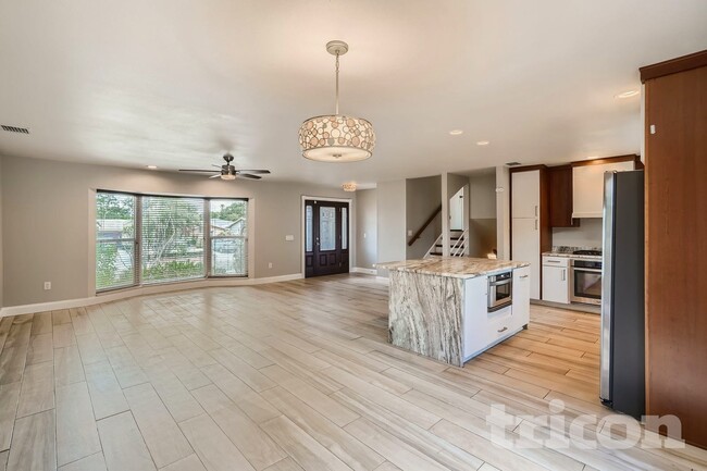 Photo - 13764 86th Ave N