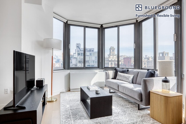 Building Photo - 105 Duane St Rental