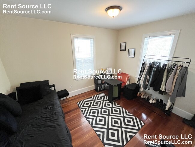 Photo - 15 Sargent Ave Unit 1