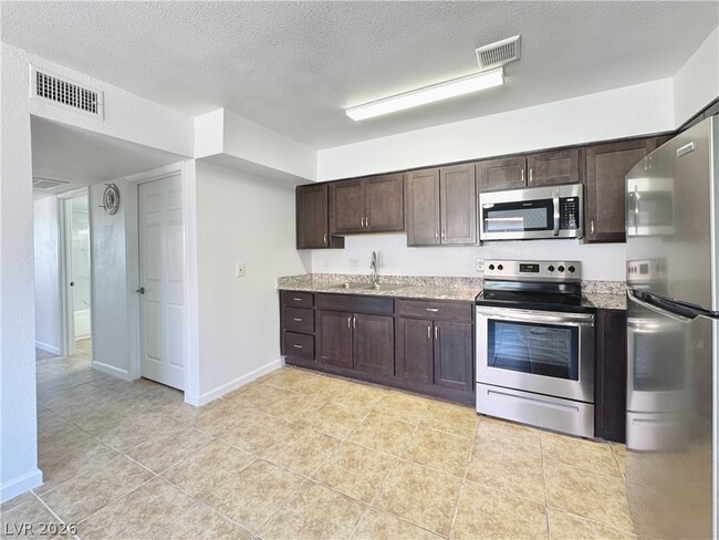 2920 E Siki Ct Unidad C