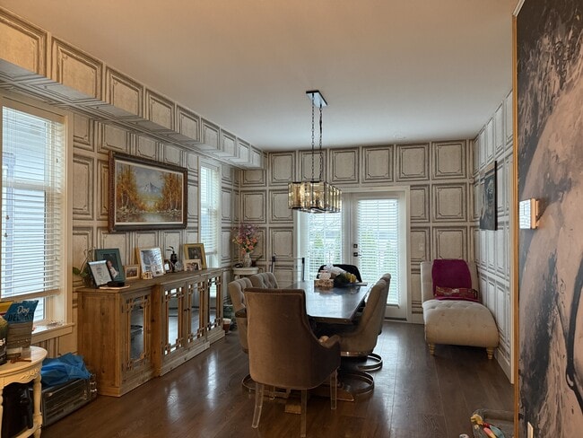 Photo - 8217-204B 204B St.