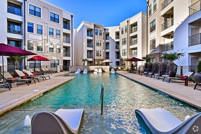 Building Photo - Cortland Legacy Rental