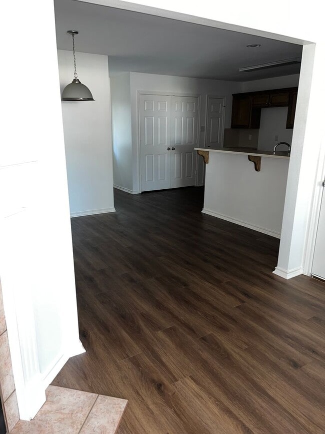 Photo - 2010 Seabiscuit Trce Unit B