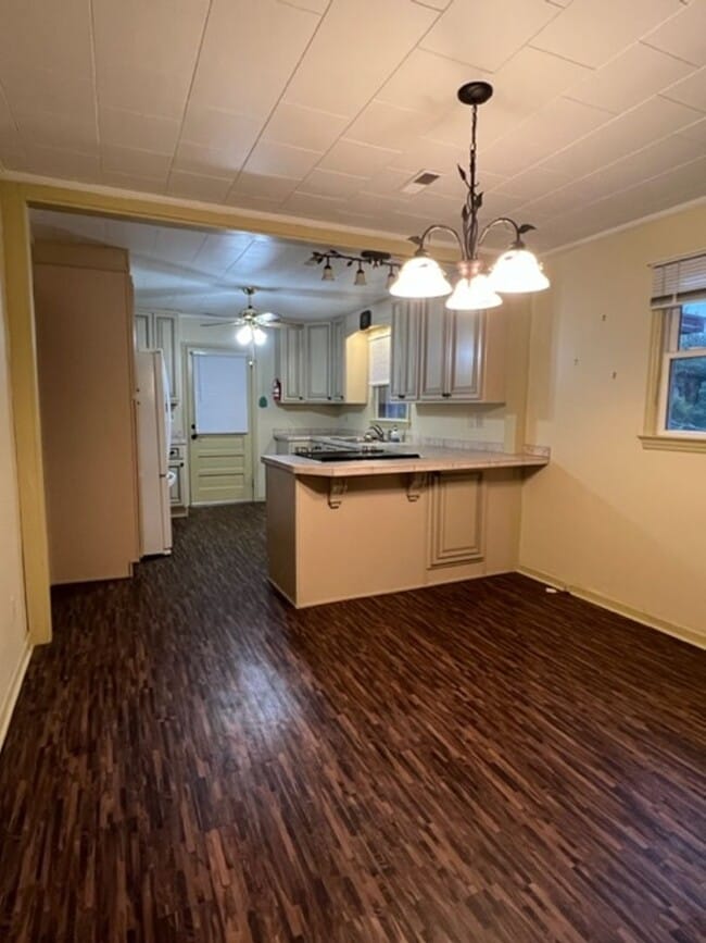 Photo - Black Mountain Rental