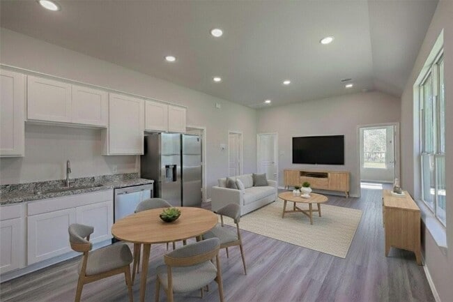 Building Photo - 11632 Vistawood St