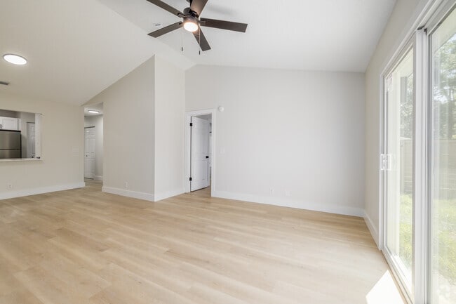 3BR, 2BA - 1,145SF - Living Room/Dining Room