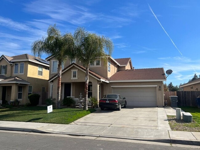Spacious 4 Bed, 3 Bath Home in Madera – Pe... - Spacious 4 Bed, 3 Bath Home in Madera – Pe...