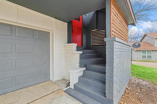 Photo - 2002 Danley Ct