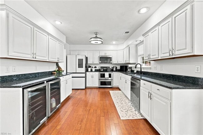 801 Aston Pl