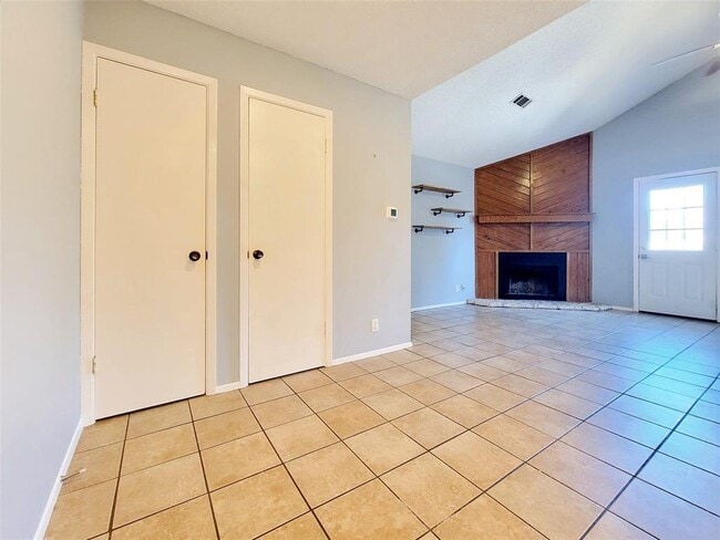 Photo - 3503 Rocky Hollow Trail