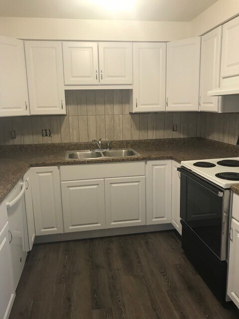 Photo - Three Bedroom Duplex Available In Longmont