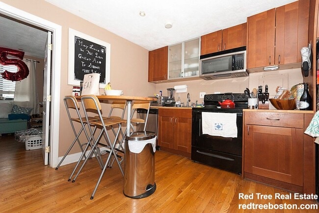 Photo - 50 Gardner St Unit 10