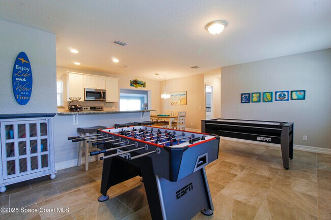 Photo - 827 Glenmore Cir