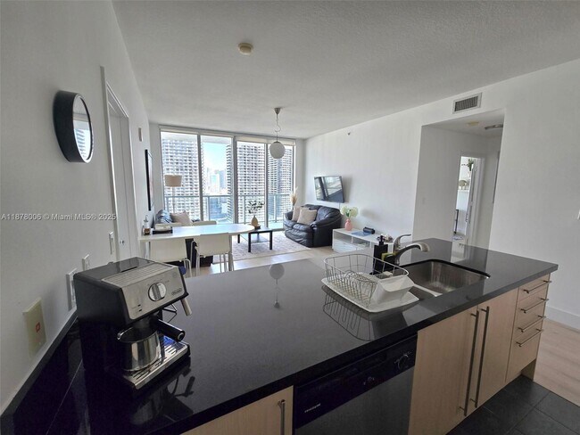 Photo - 1111 SW 1st Ave Unit 3322-N