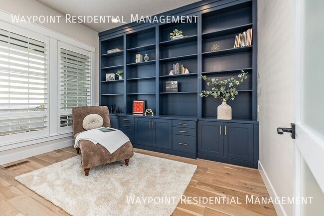 Photo - 3570 E Interstellar Ct