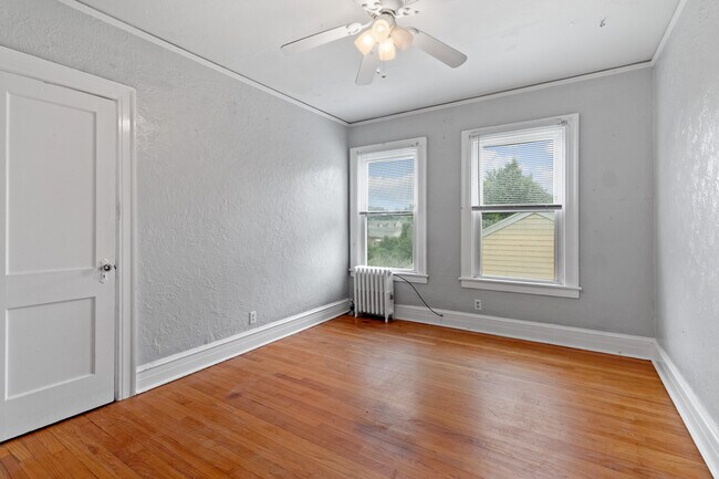 Photo - 12 Sharaf St