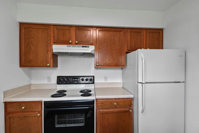 Kitchen View - Cottonwood