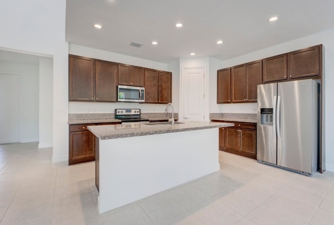 Photo - 9075 Kingsmoor Wy