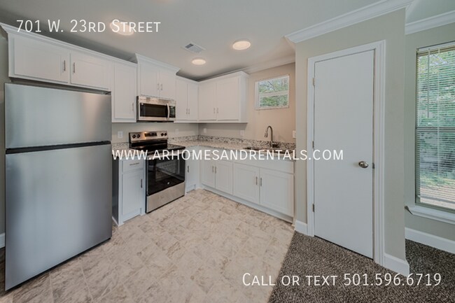 Photo - 701 W 23rd St