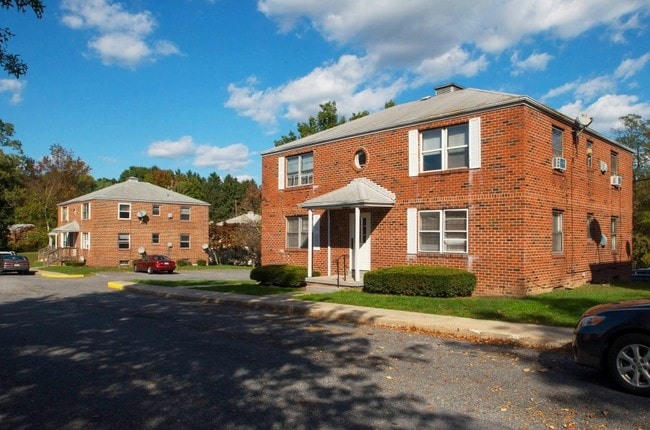 Locust Grove Apartments - Locust Grove Apartments