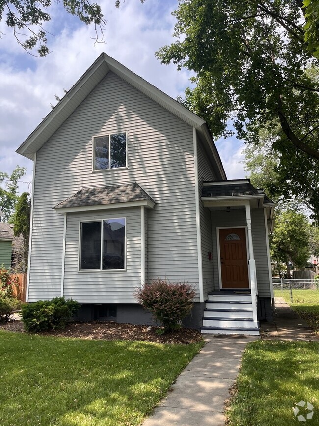 Building Photo - 508 Mill St Rental