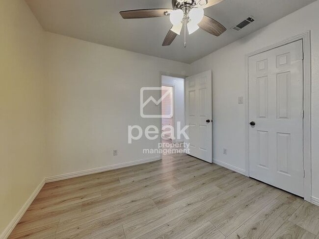 Photo - $2249! 3 Bed2 Bath in Watauga! Ready now! All appliances INCLUDED!