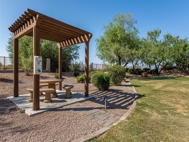 Azure Creek at Tatum Ranch