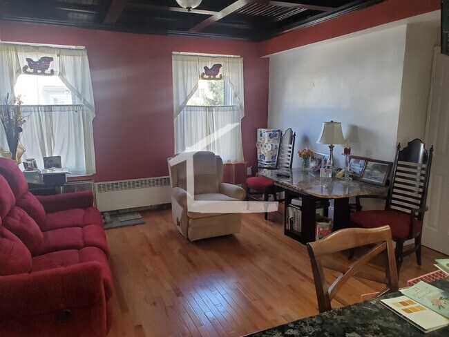 Photo - 31 Hopedale St Unit 1