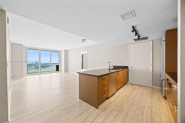 Photo - 50 Biscayne Blvd Unidad 4706