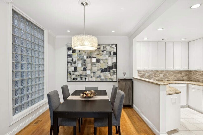 Photo - 2020 N Cleveland Ave